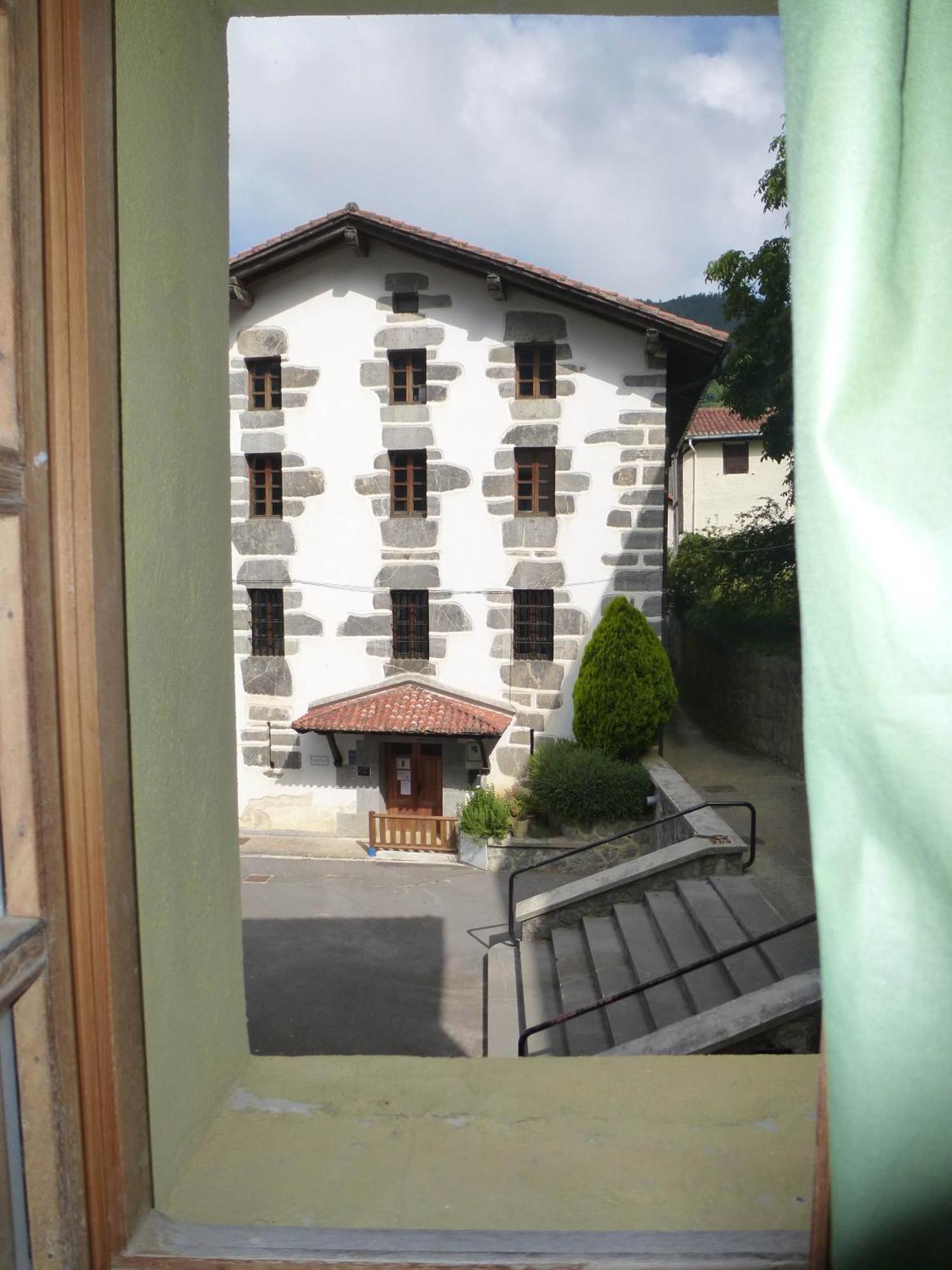 Albergue Ambiental De Beizama - Beizamako Aterpetxea Номер фото